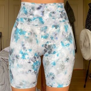 Size 4 Lululemon Align Bike Short 8”